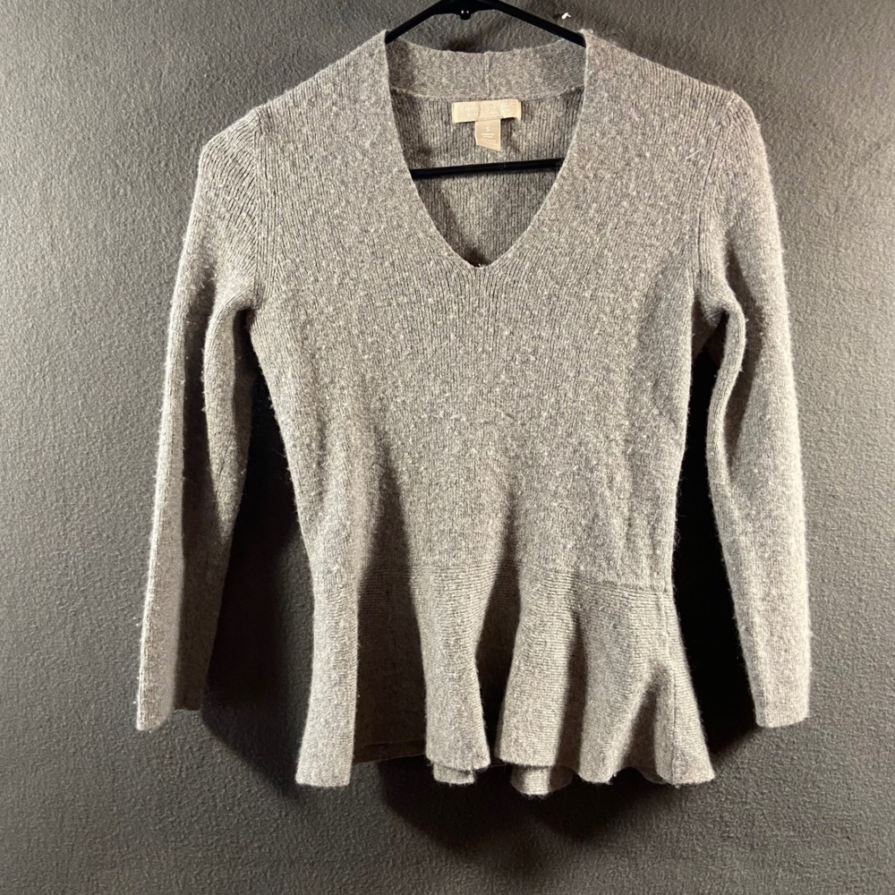 Banana Republic cashmere wool Sweater capsule quiet luxury parisian minimalist